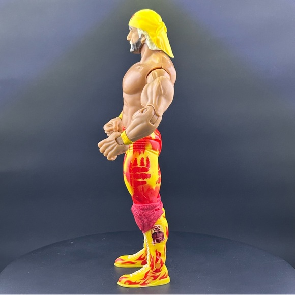 Jakks WWE Classic Superstars 12 “Hollywood” Hulk Hogan Wrestling Figure 2006 WWF - Picture 3 of 8